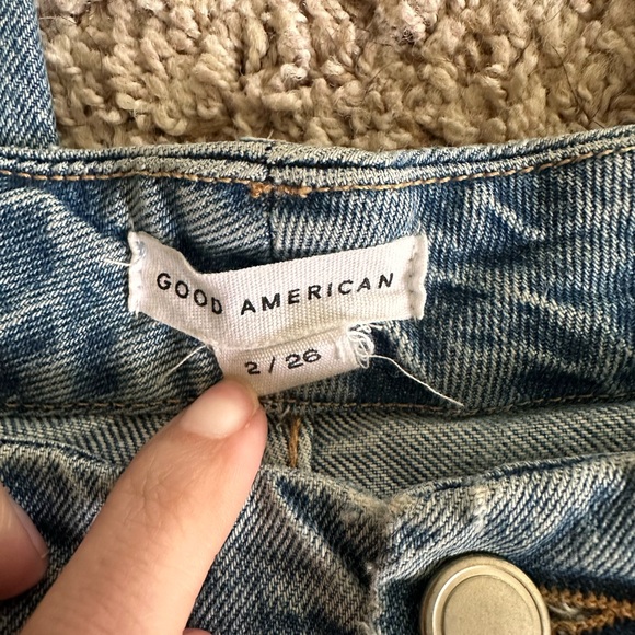 Good American The Weekender Jeans - Picture 2 of 11